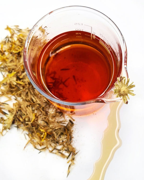Dried arnica flowers with a breaker of Arnica Cellular Extract
