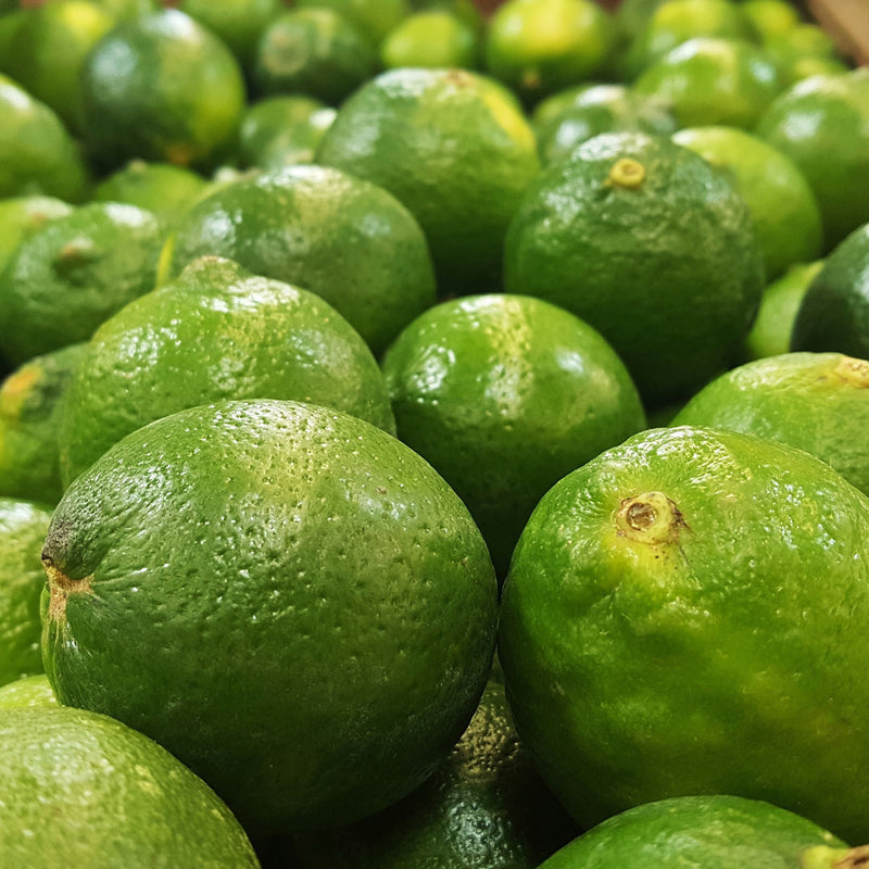 Green Limes (Citrus aurantifolia)